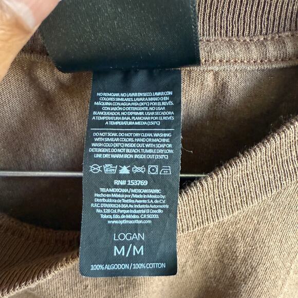 Santa Cruz sz M brown spell out short sleeve T-shirt - Picture 5 of 8